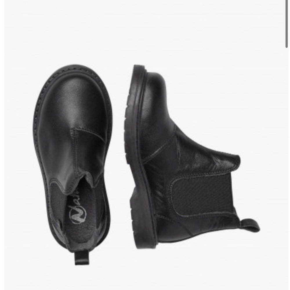 NWT NATURINO PICCADILLY Chelsea Leather Boots in Black - Picture 3 of 15